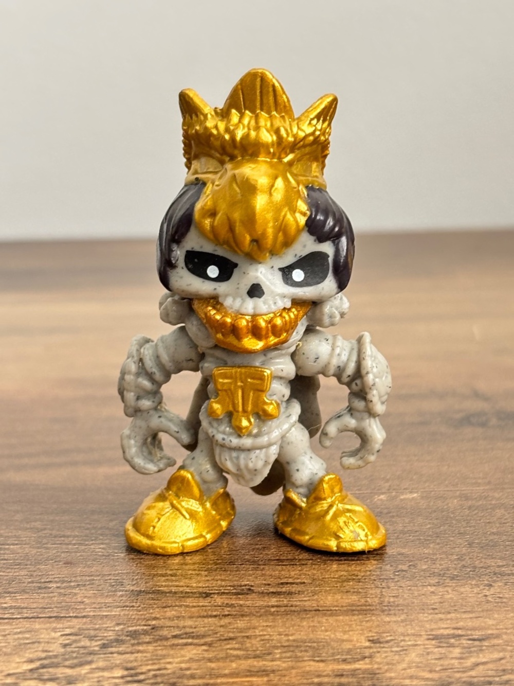 Treasure X Dino Gold Dissection Exclusive Hunter/Rider Action Figure Moose Toys
